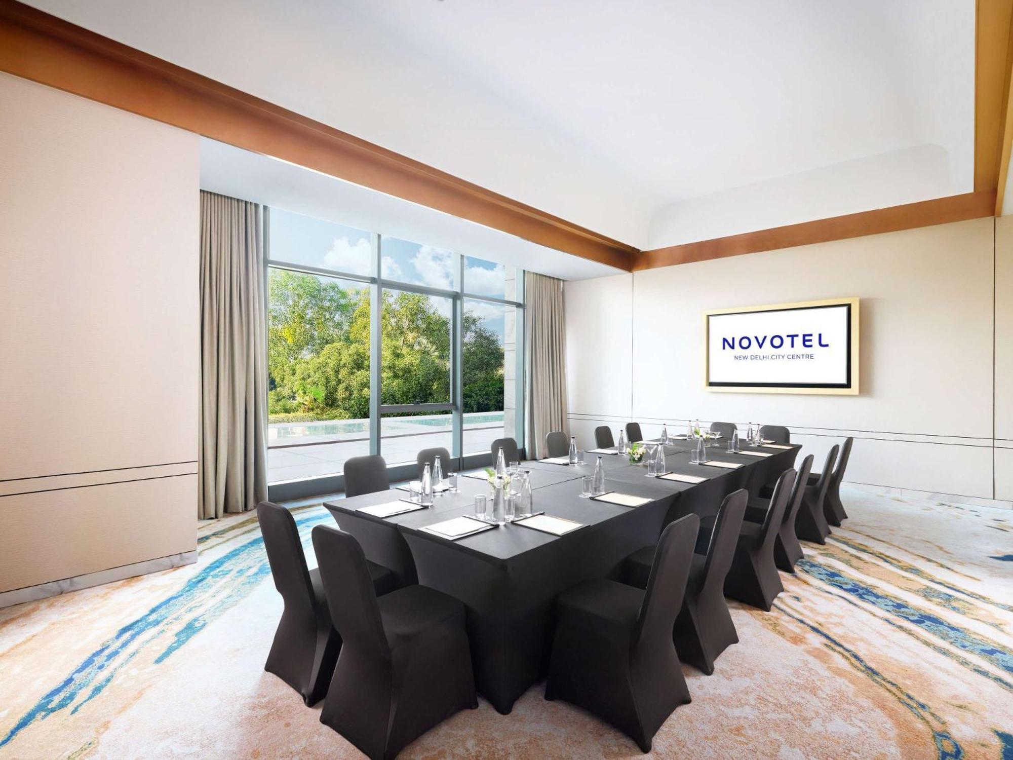 Novotel New Delhi City Centre Εξωτερικό φωτογραφία