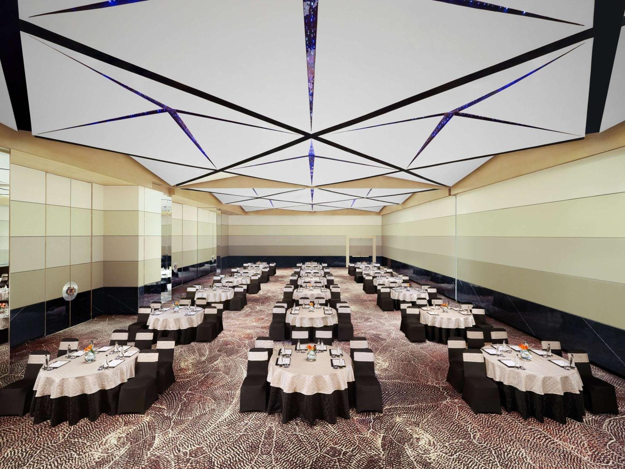 Novotel New Delhi City Centre Εξωτερικό φωτογραφία